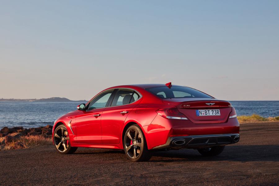  Genesis G70 3.3T 2019 года  (AU) (фото 31 из 40)